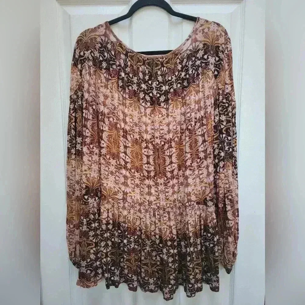 Jessica Simpson V Neck Slit Sleeve Elastic Waist Blouse Plus Size 2x NWT - Picture 2 of 4